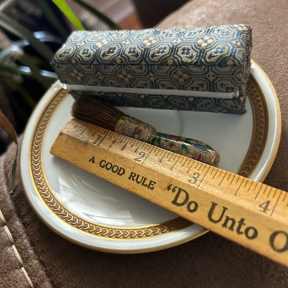 Vintage original display measurement