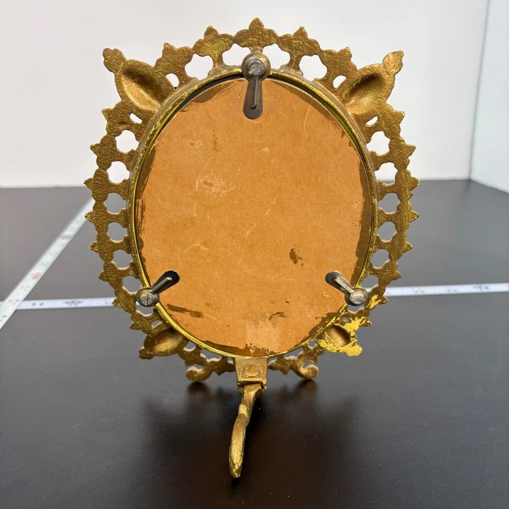 Unbranded ornate oval