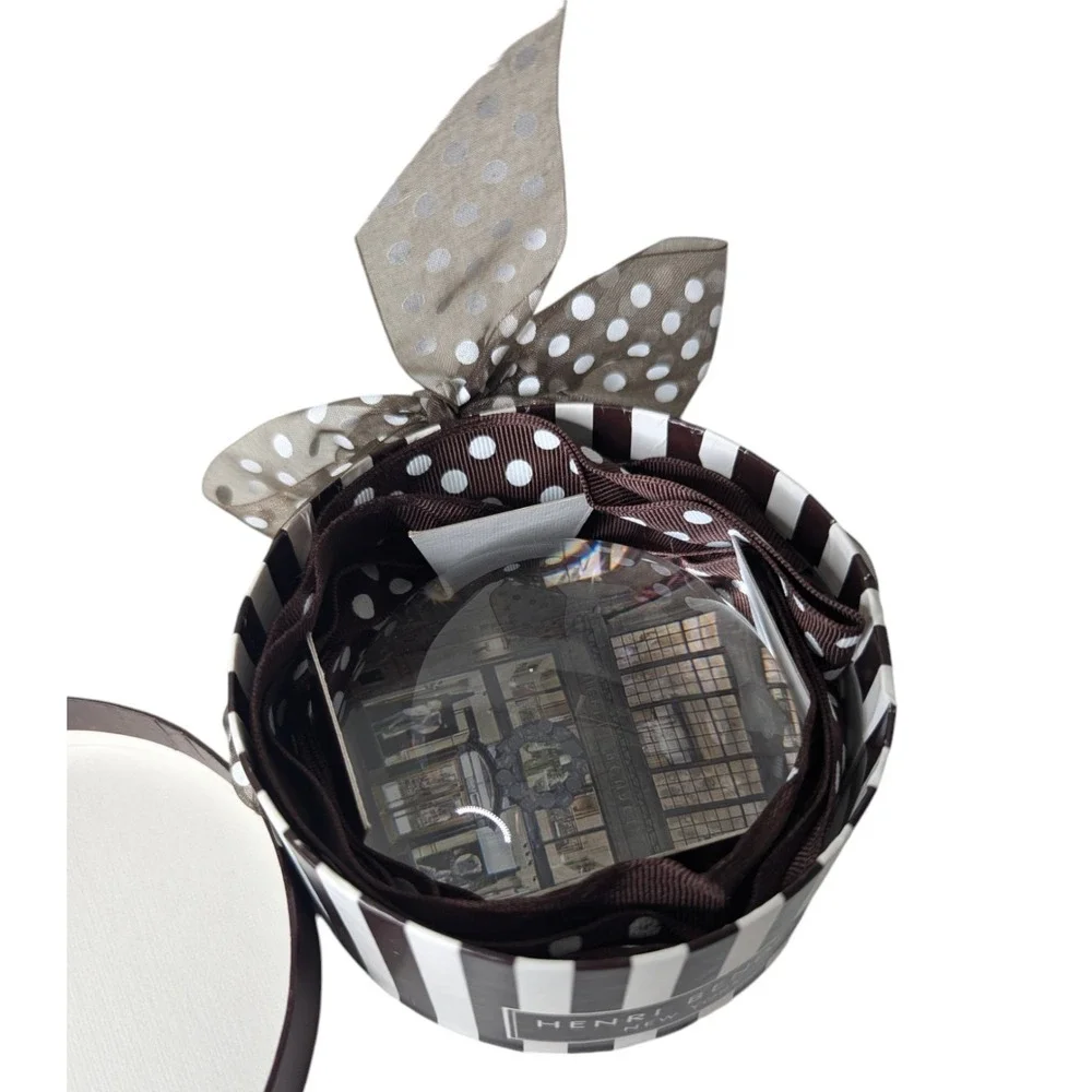Rare 7 Of 25 Henri Bendel Paperweight Signed With Gift Box