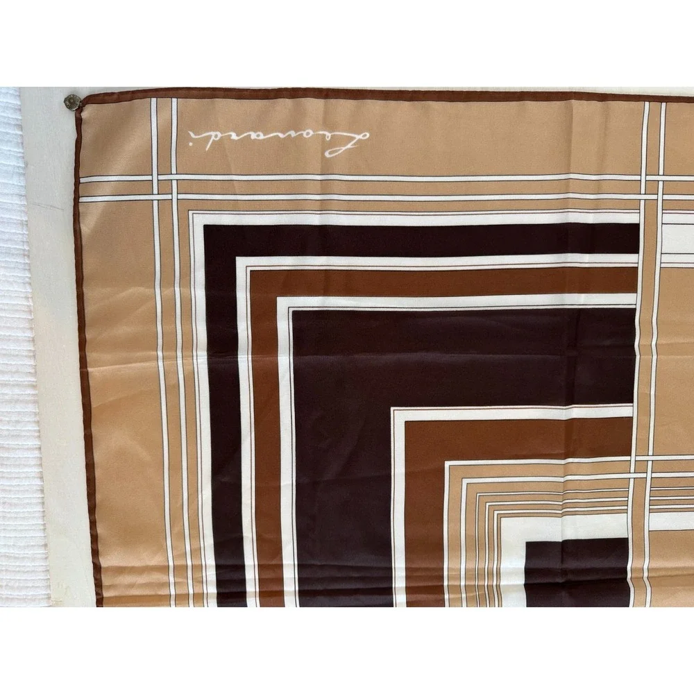 Leonardi geometric vintage