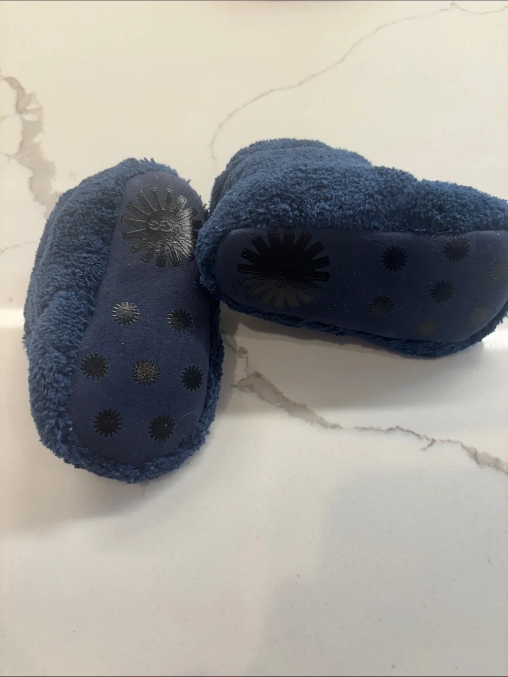 UGG soft navy