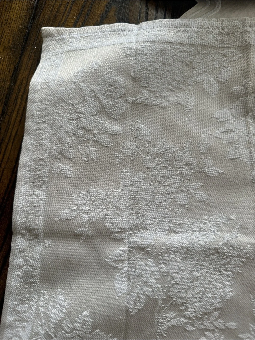 Biltmore tonal jacquard