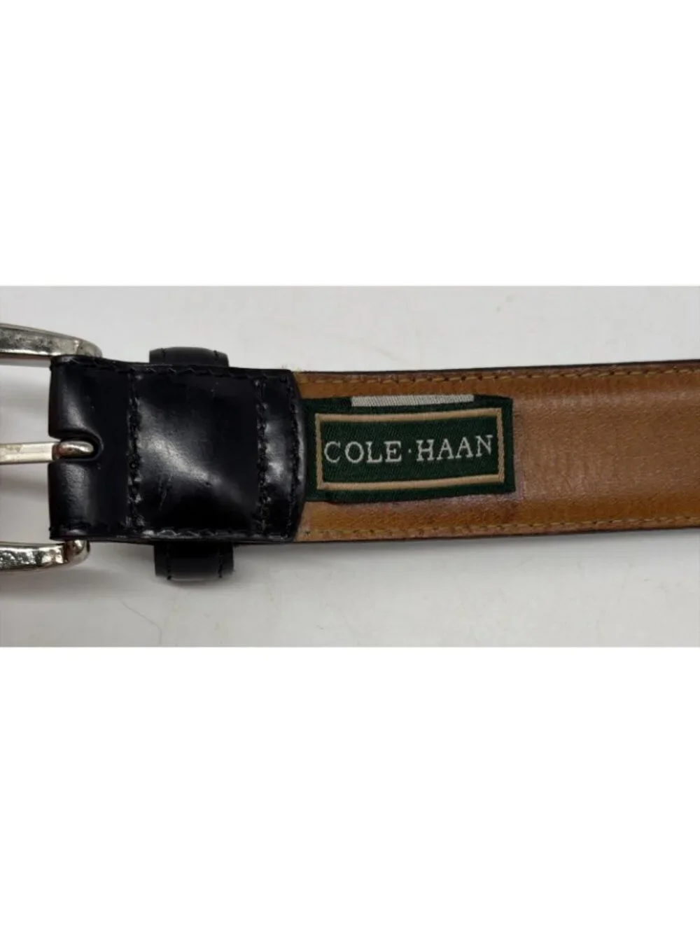 Cole Haan belt excellent