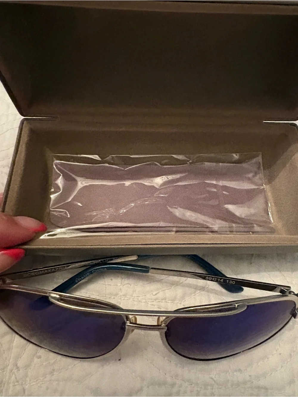 BCBGMaxAzria classic aviator