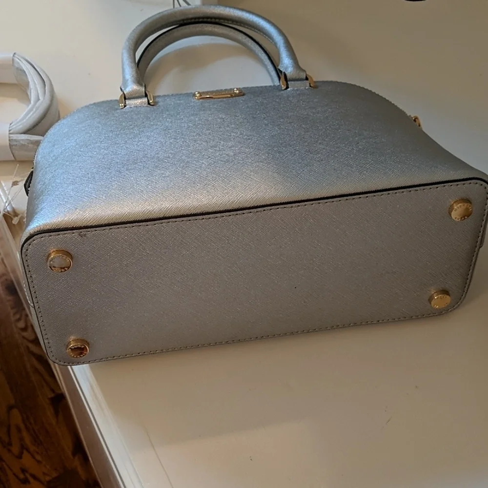 Michael Kors size info