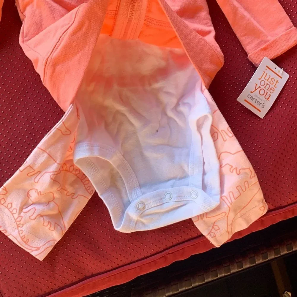 Take 50% OFF- Carters Girls 3pcs Set, Size-6M