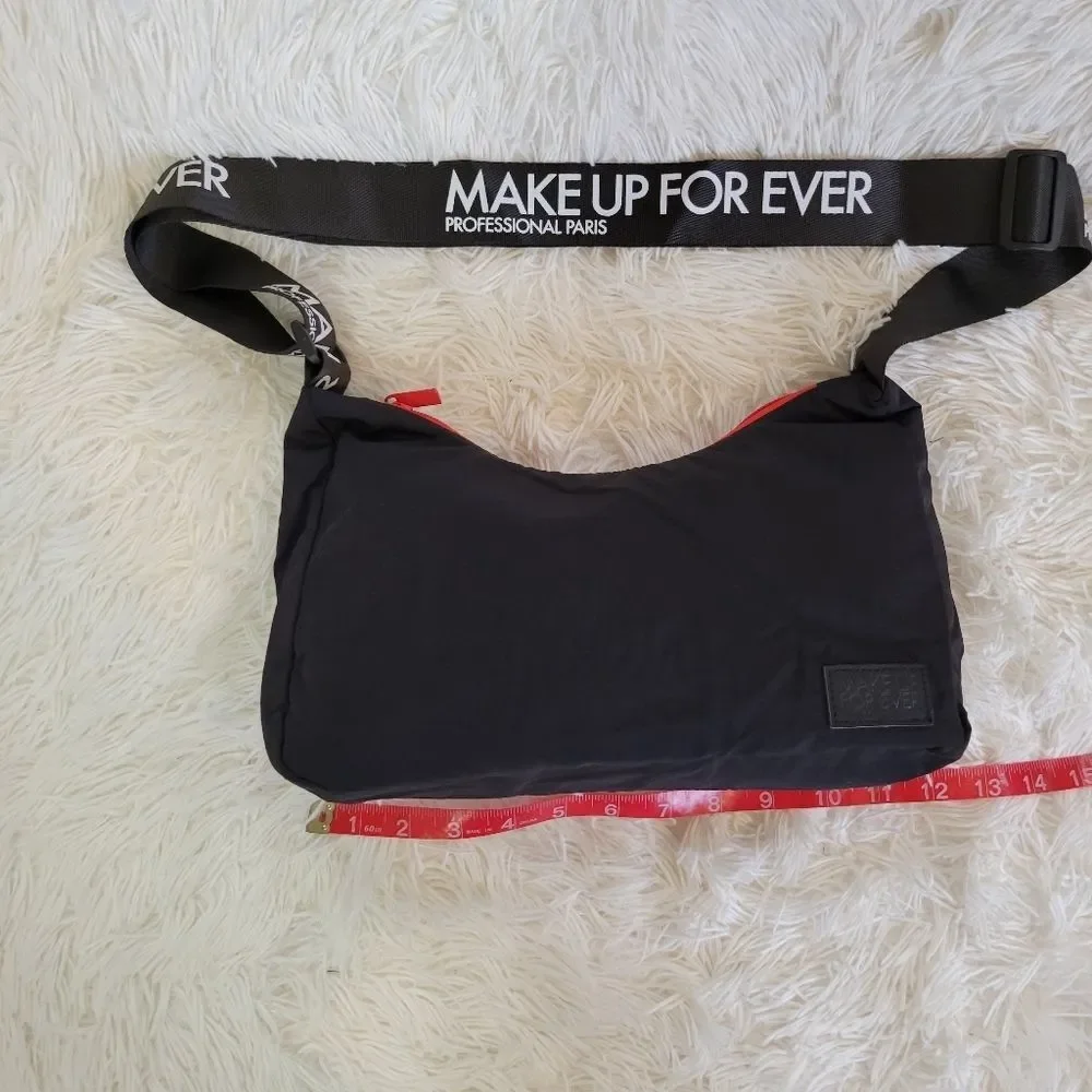 Makeup Forever offers me *please