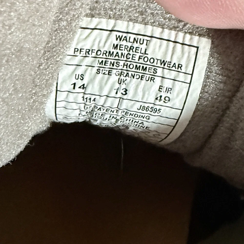 Merrell moab ventilator