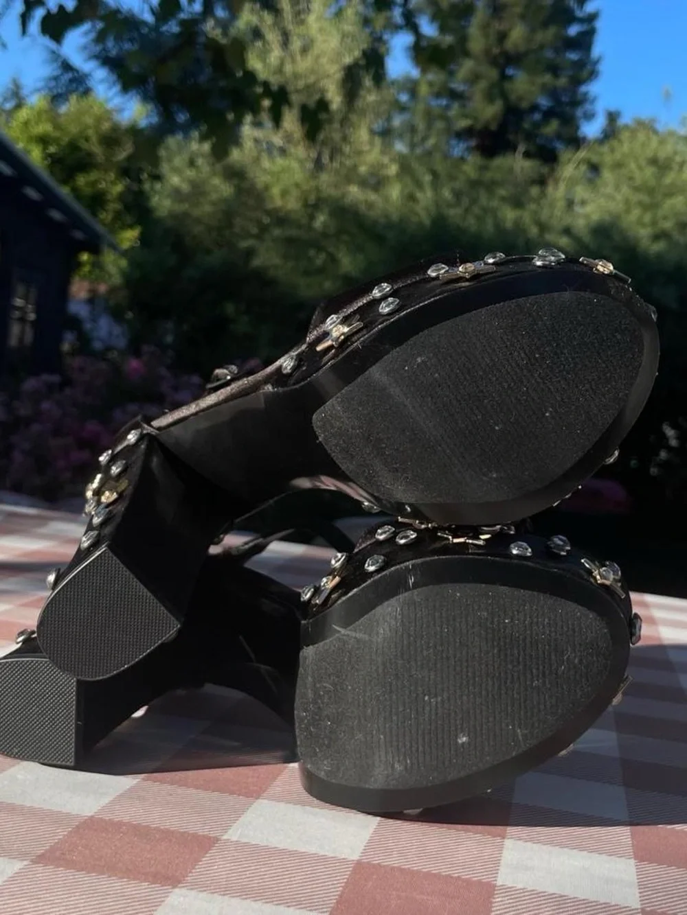 Steve Madden eye catching