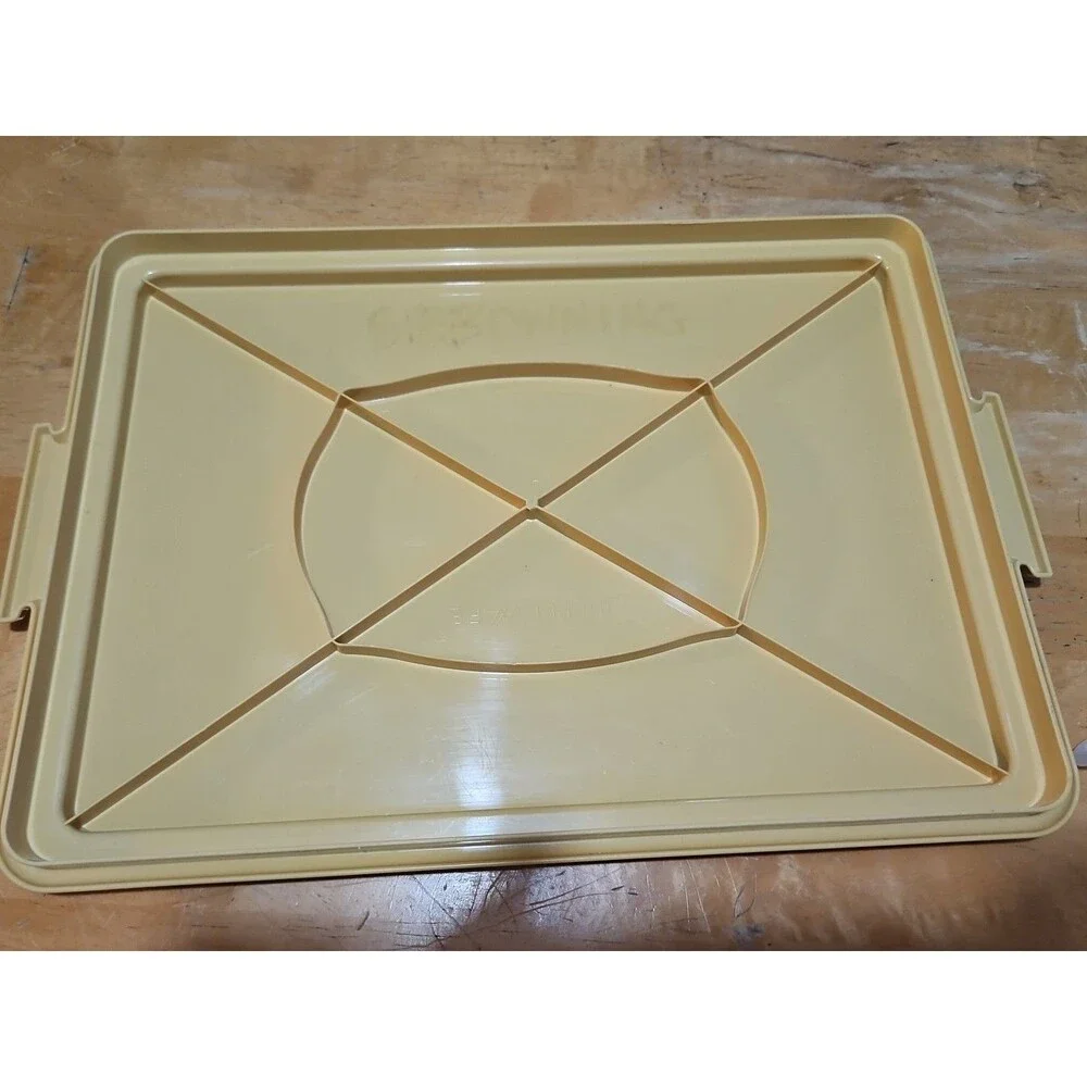 Vintage Tupperware Fresh-N-Fancy 9x13 Cake /Cupcake Carrier #622 w/ Lid & Handle