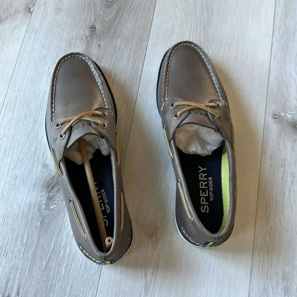 Sperry nwt packaging