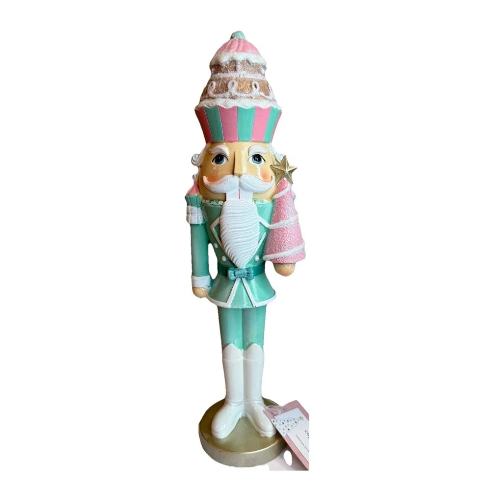 Cupcakes & Cashmere Christmas‎ Nutcracker Holiday Cupcake Holiday Decor 14