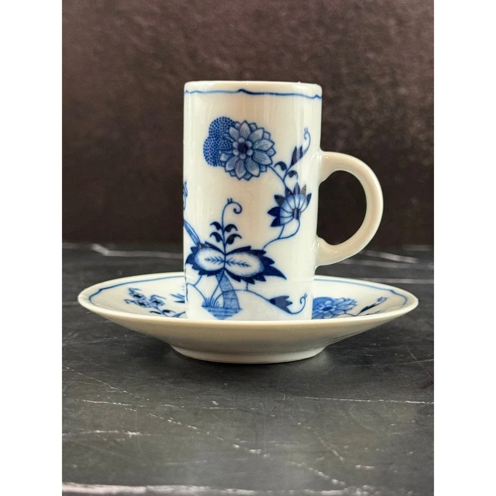 Blue Danube vtg blue