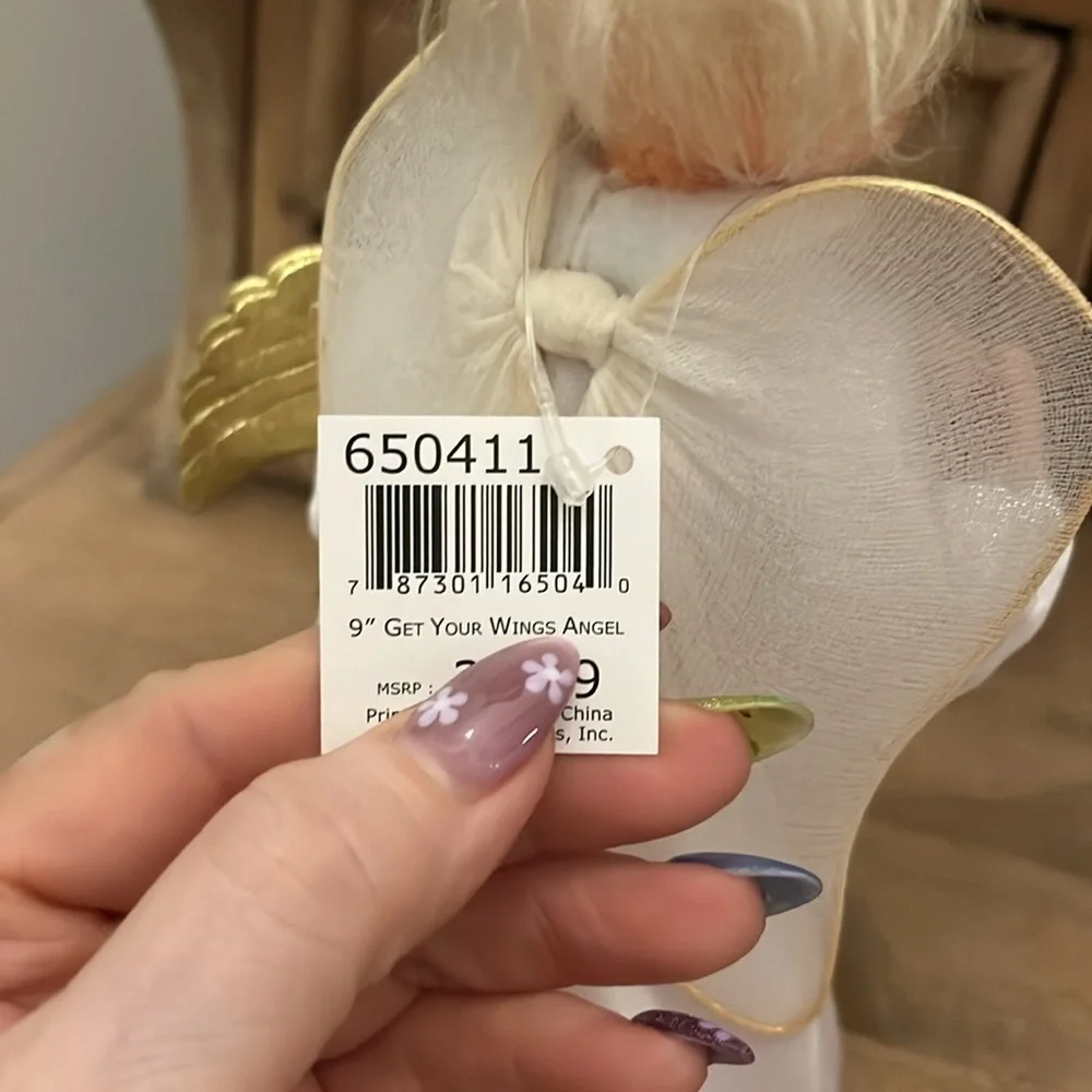 Annalee wings preowned p11