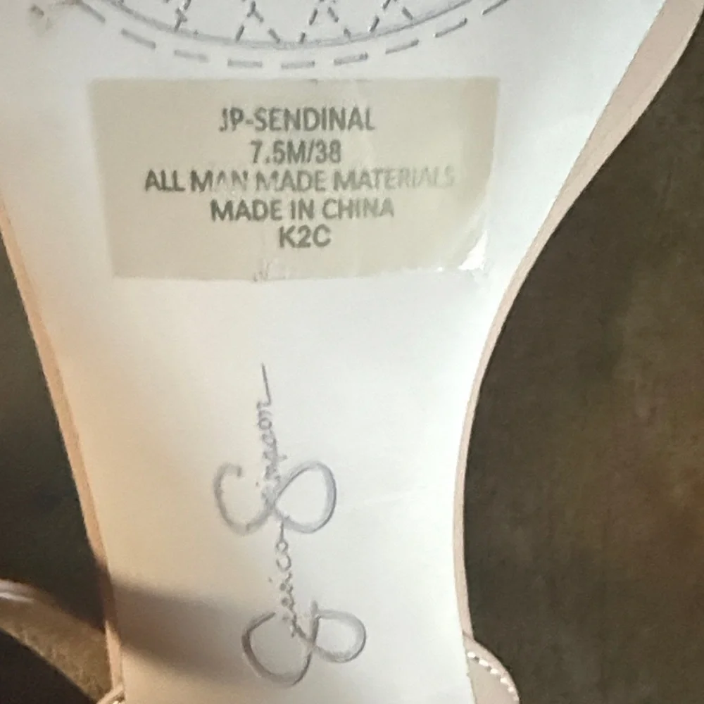 Jessica Simpson chic platform