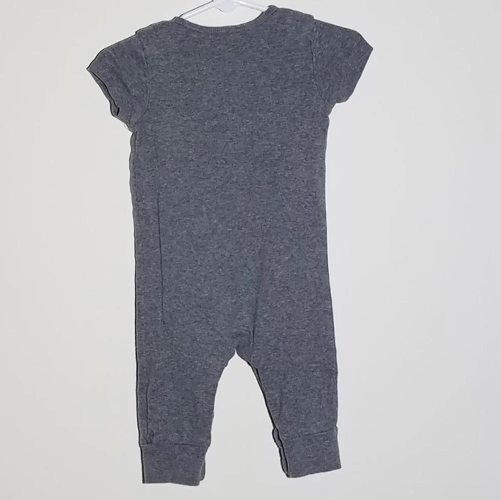 Carters snap legs