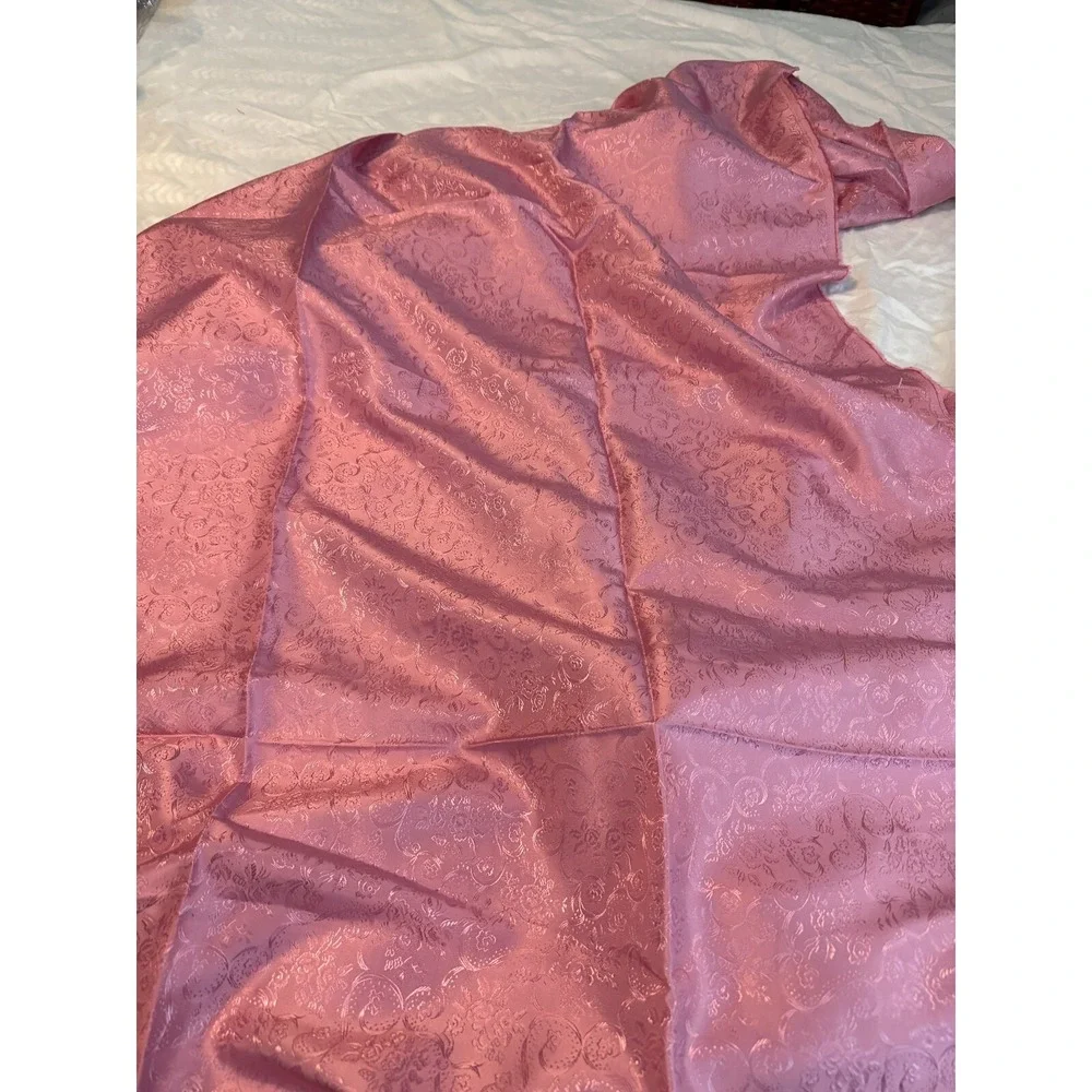 Vintage Elegant Pink Brocade 3.5‎ yards Fabric High Sheen Ornate 44
