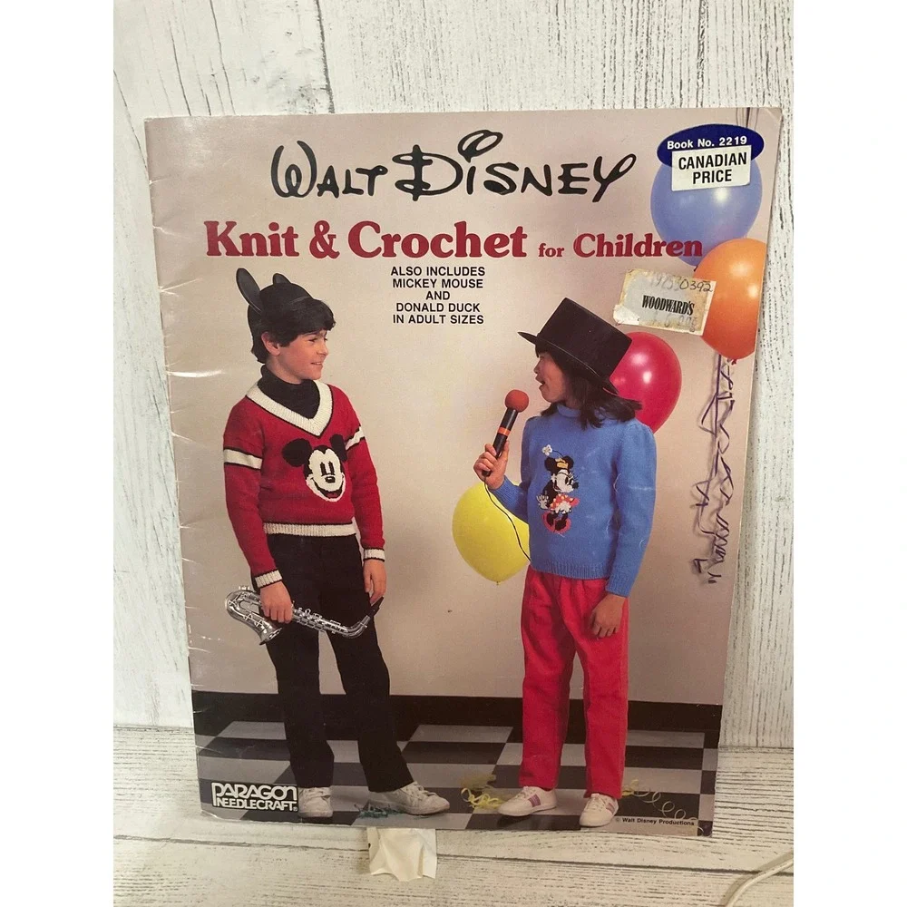 Walt‎ Disney Knit & Crochet Paragon NeedleCraft