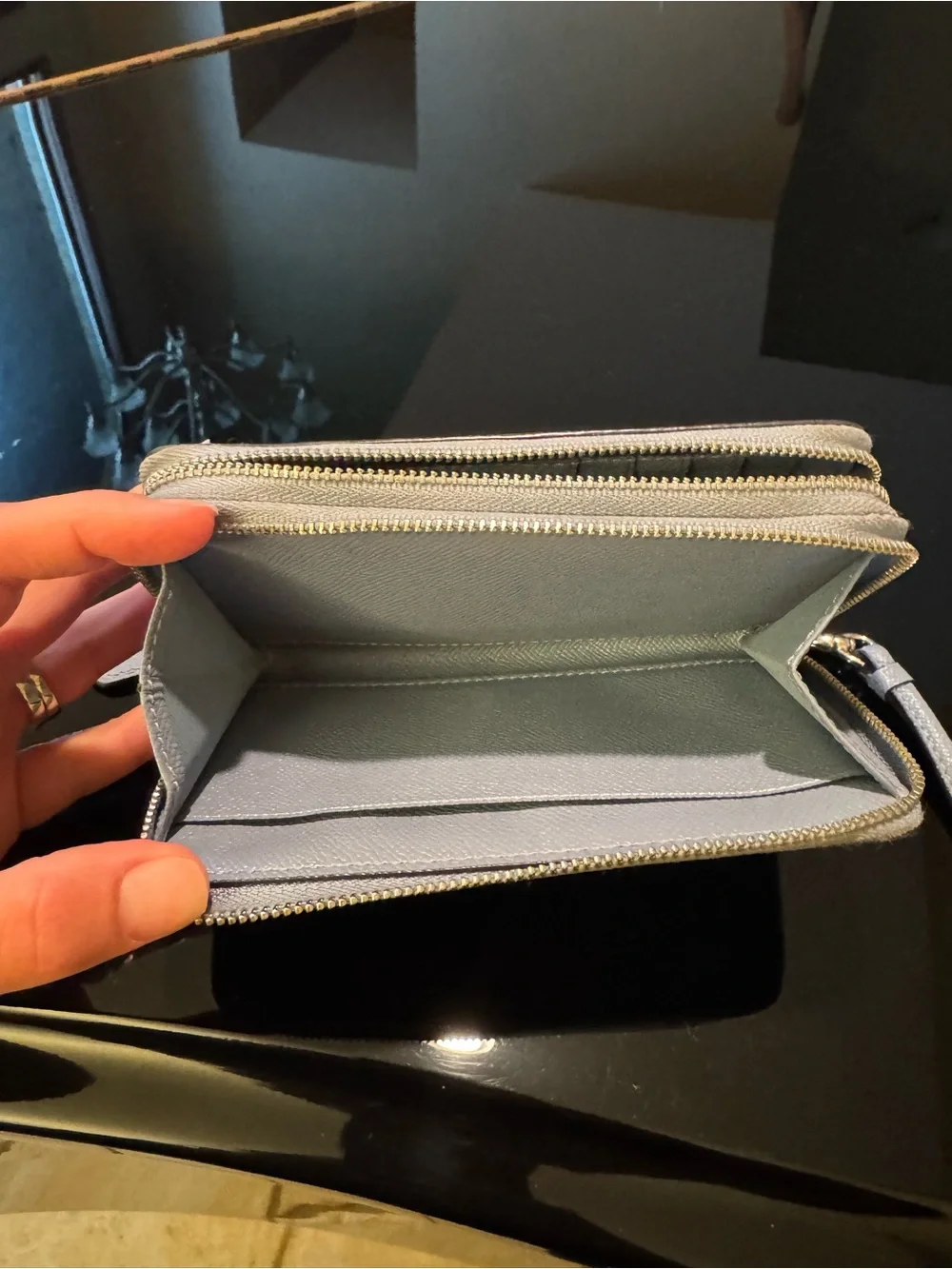 Coach compact zip