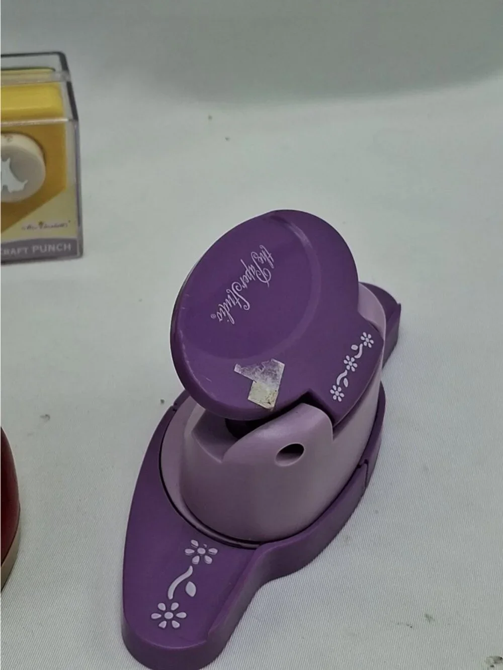 Fiskars paper punch
