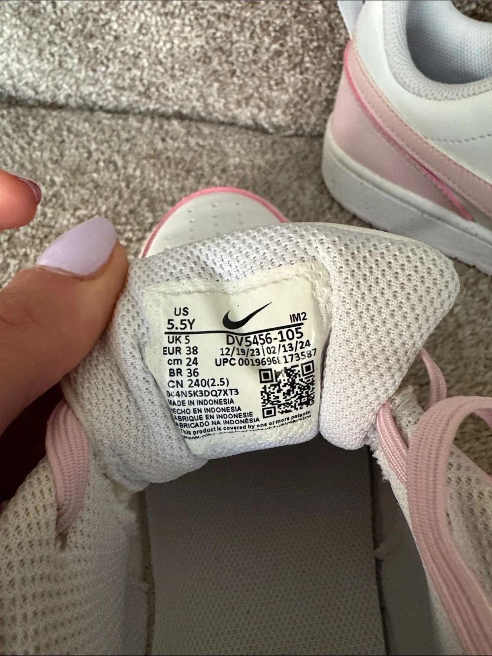 Nike stylish low