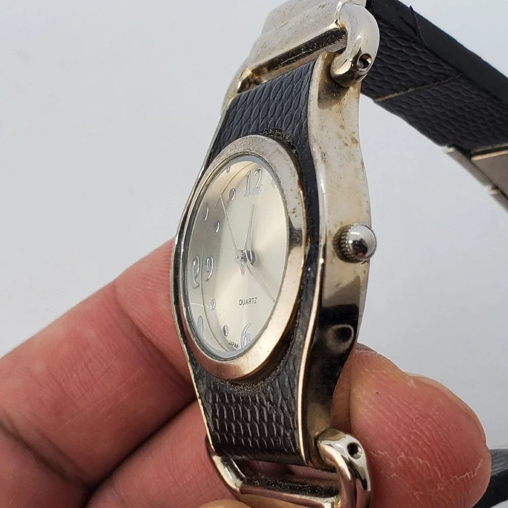 Women's Watch 30MM Gray Dial Black Gray Metal Leather Bands 7