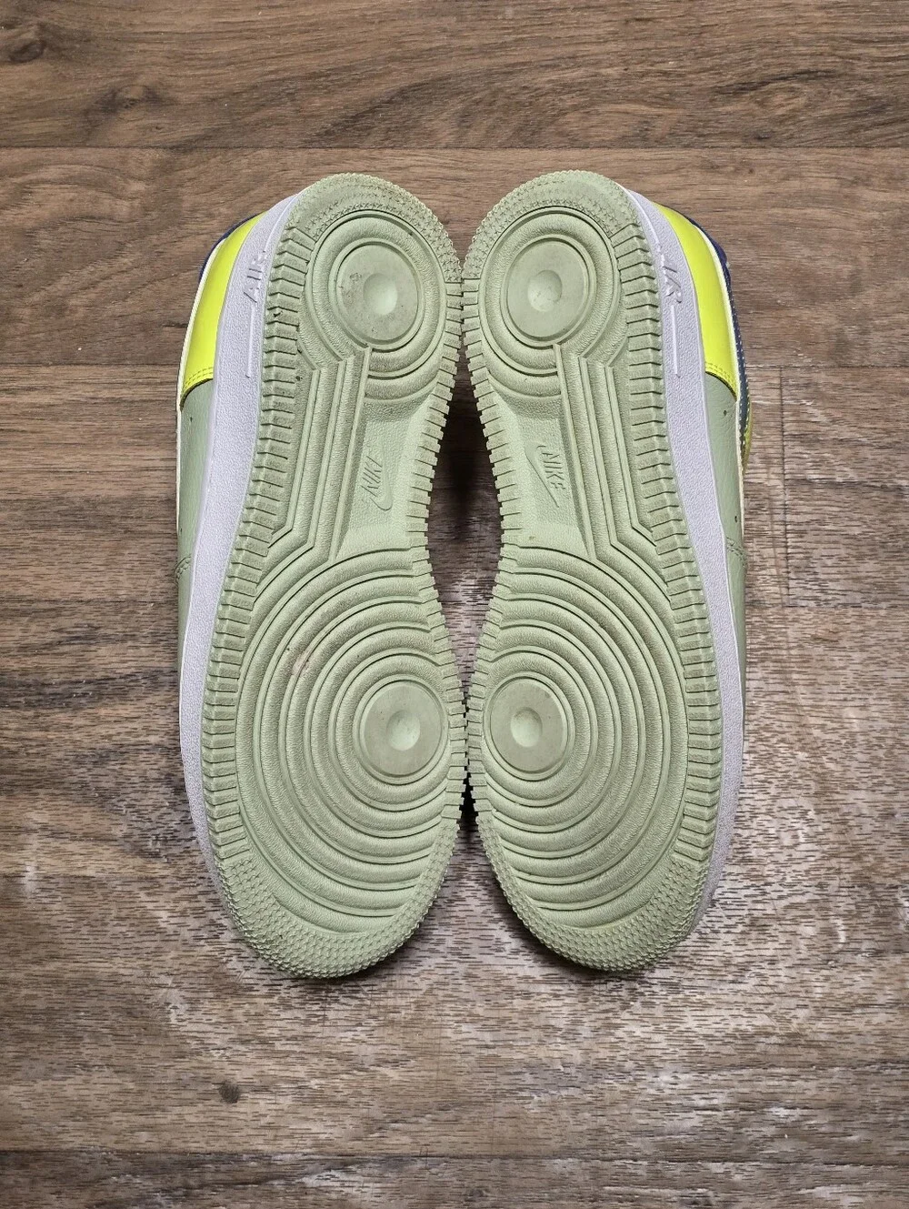 Nike pre owned