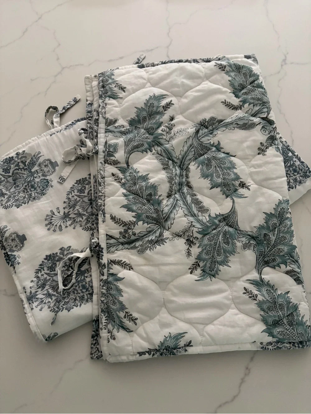 Pottery Barn Blue Motif Shani Reversible Standard Sham 26 X 20 Floral - SET OF 2