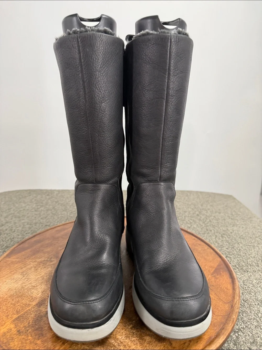 Clarks classic women