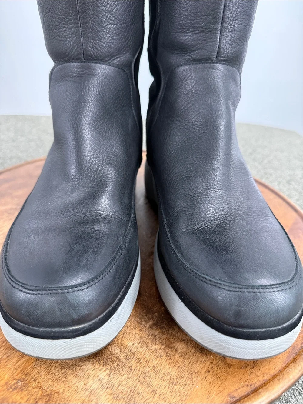 Clarks classic women