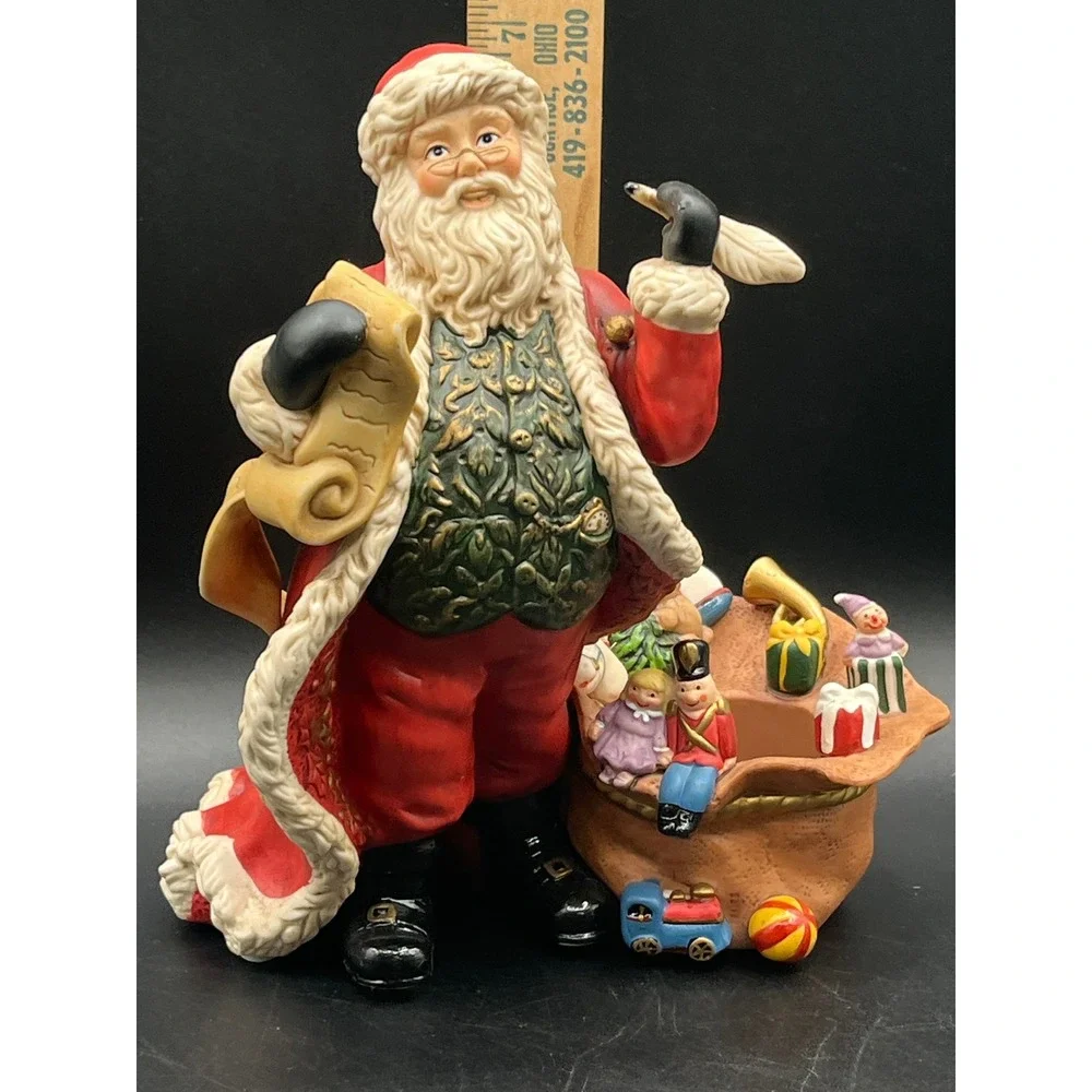PartyLite Old World Santa Claus Figurine Tealight Holder Red Green P7262 Retired