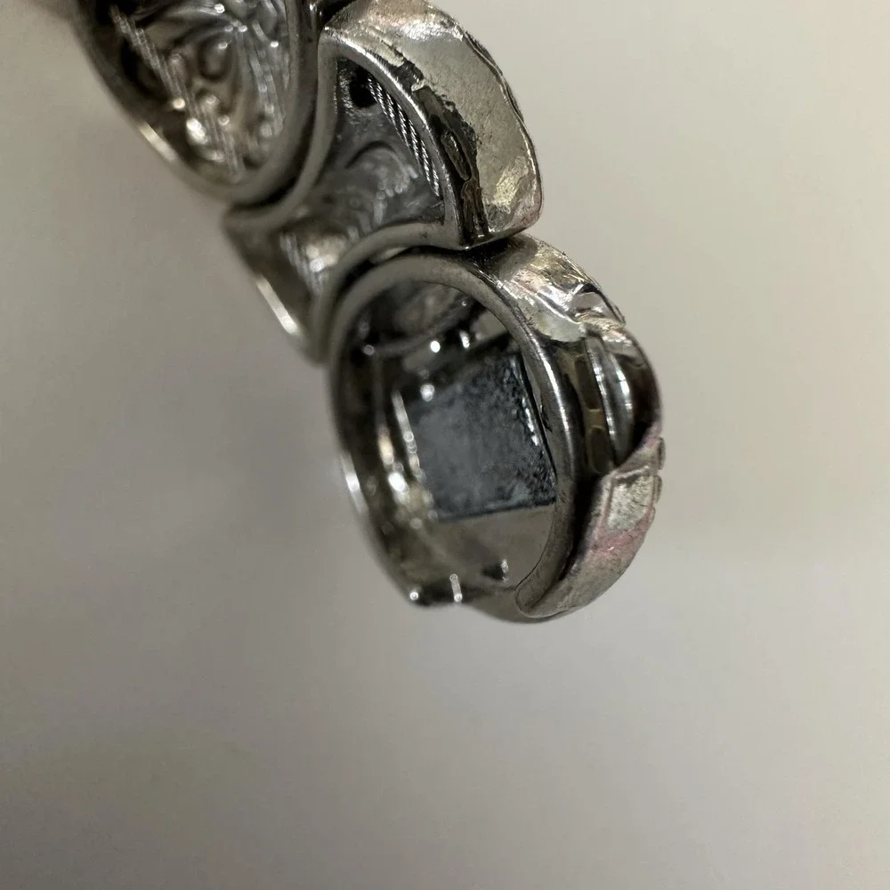 Source Unknown item silver