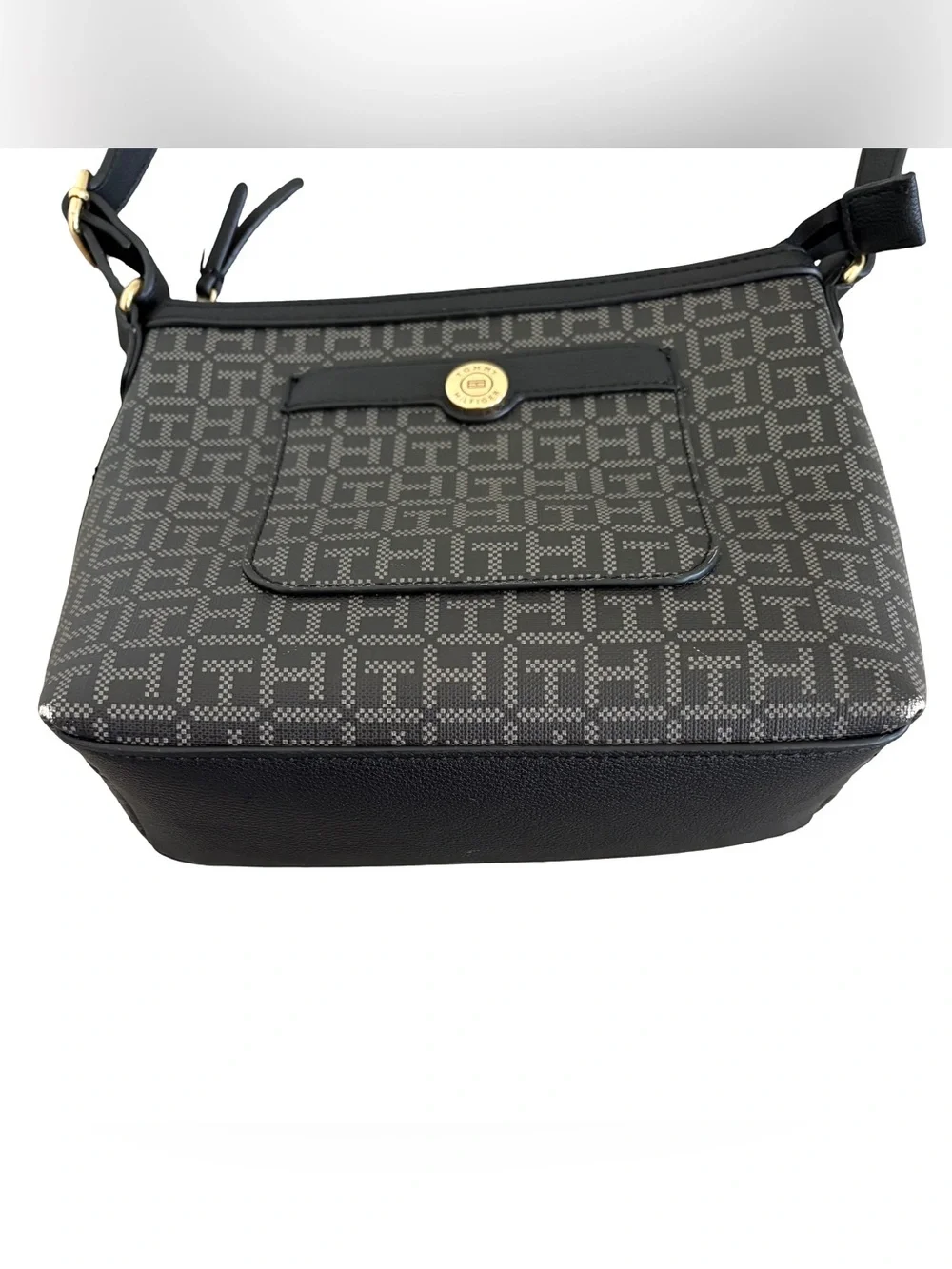 Tommy Hilfiger compact monogram