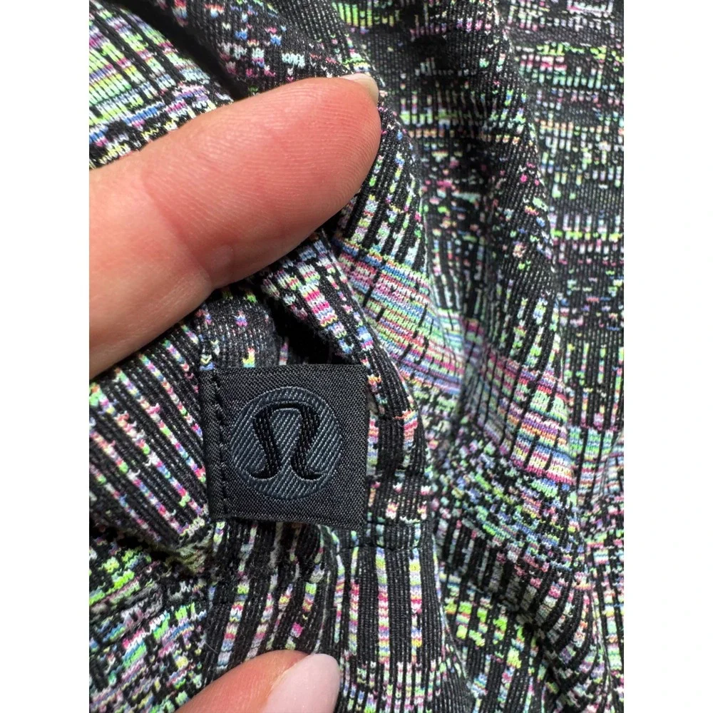 lululemon athletica cropped quarter