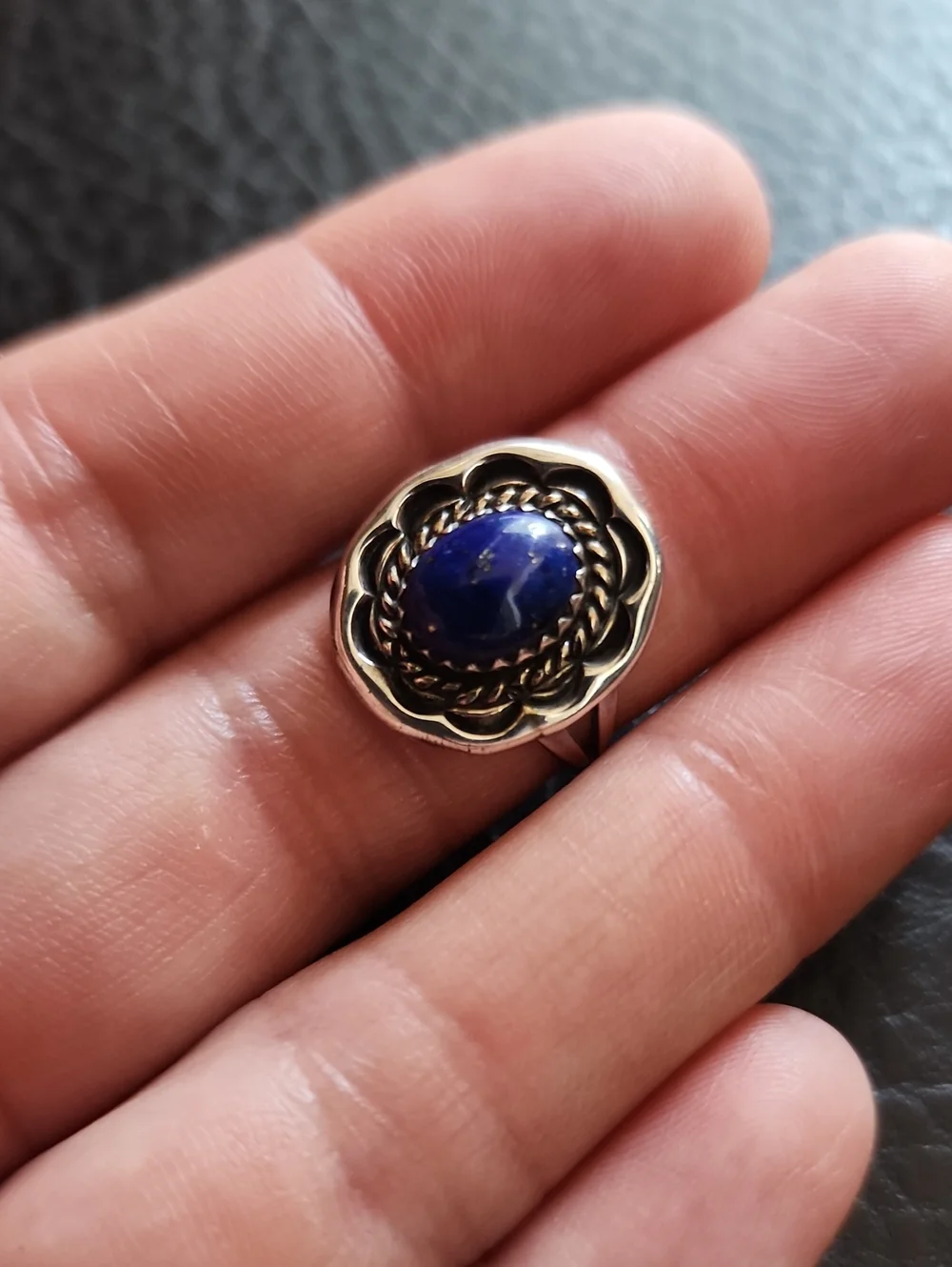 N/A elegant vintage