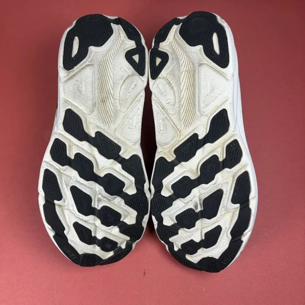 Hoka One One all our