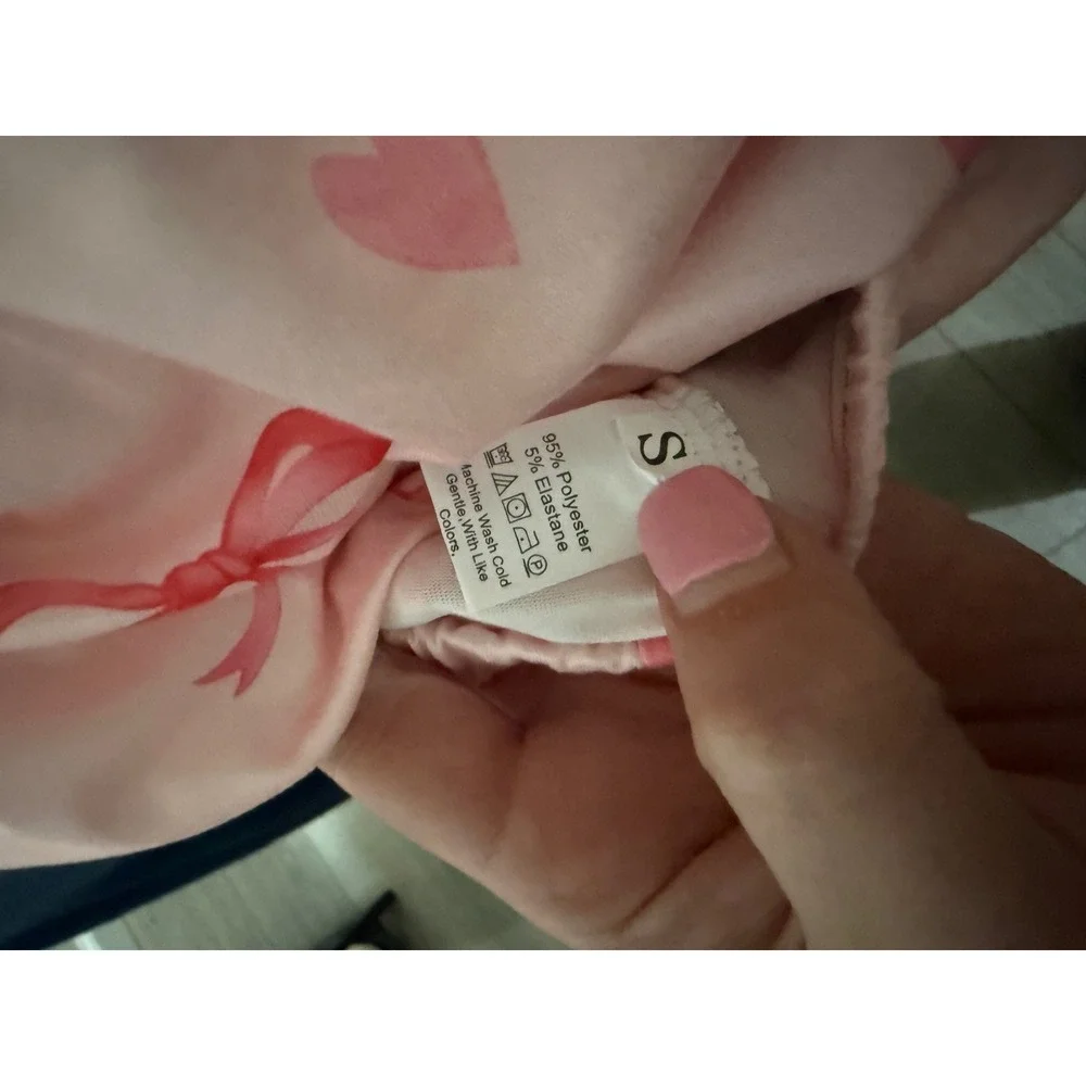 NIB Pink Bow and Heart Print Satin Pajama Set Short Sleeve Button Down Shorts S