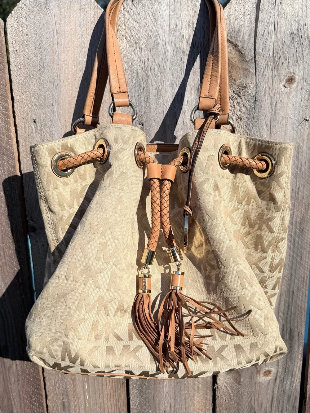 Michael Kors jet set gathered Beige Tan MK Logo Drawstring tote Shoulder Bag
