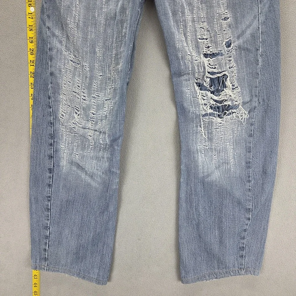 Levis important longer denim