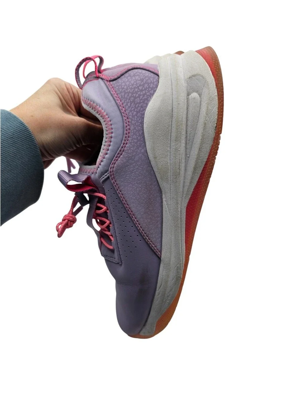 Clove Shoes Womens 10 Classic Nursing Shoes Sneakers Lavender Comfort Walking