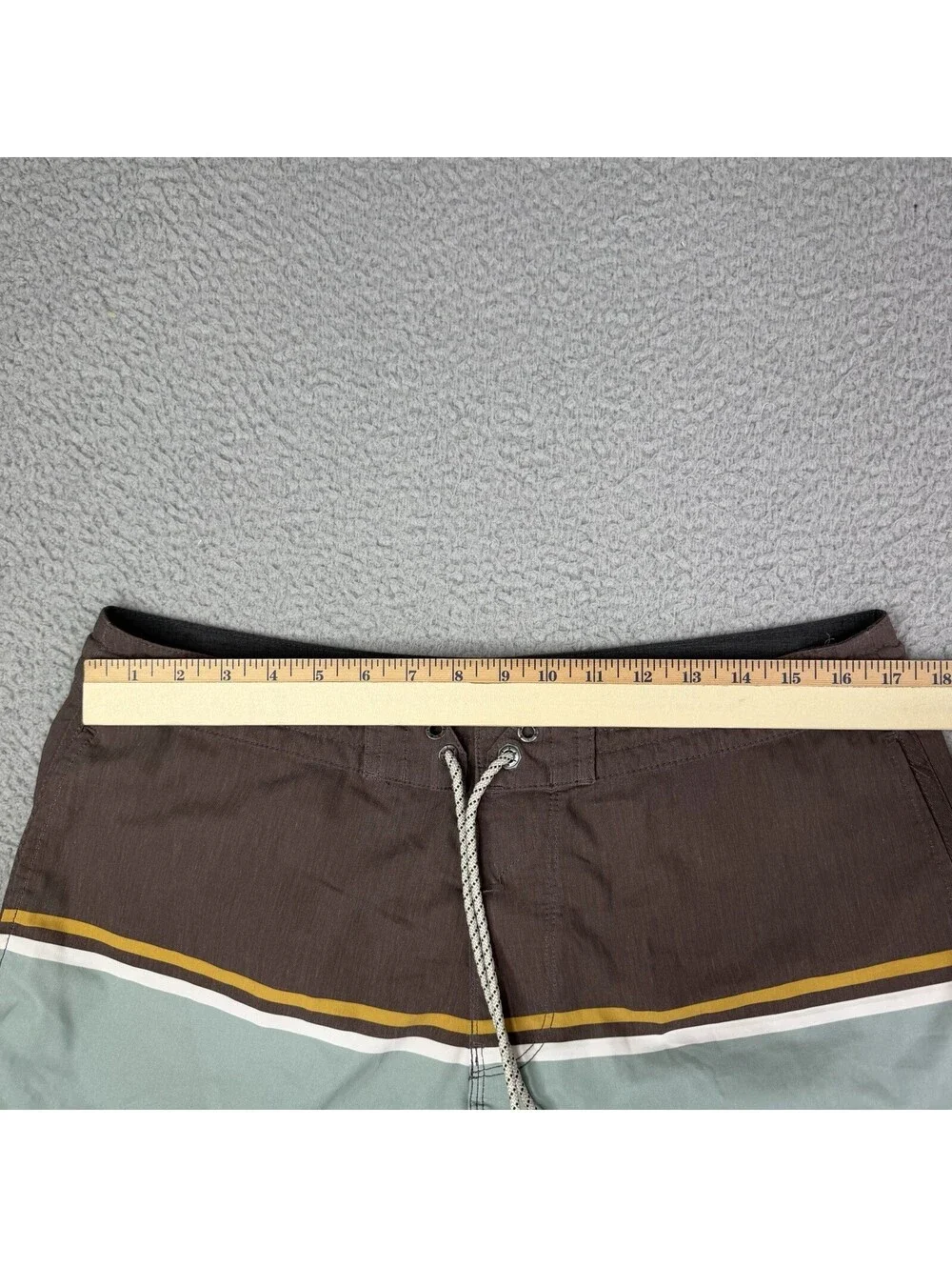 VISSLA point pair there