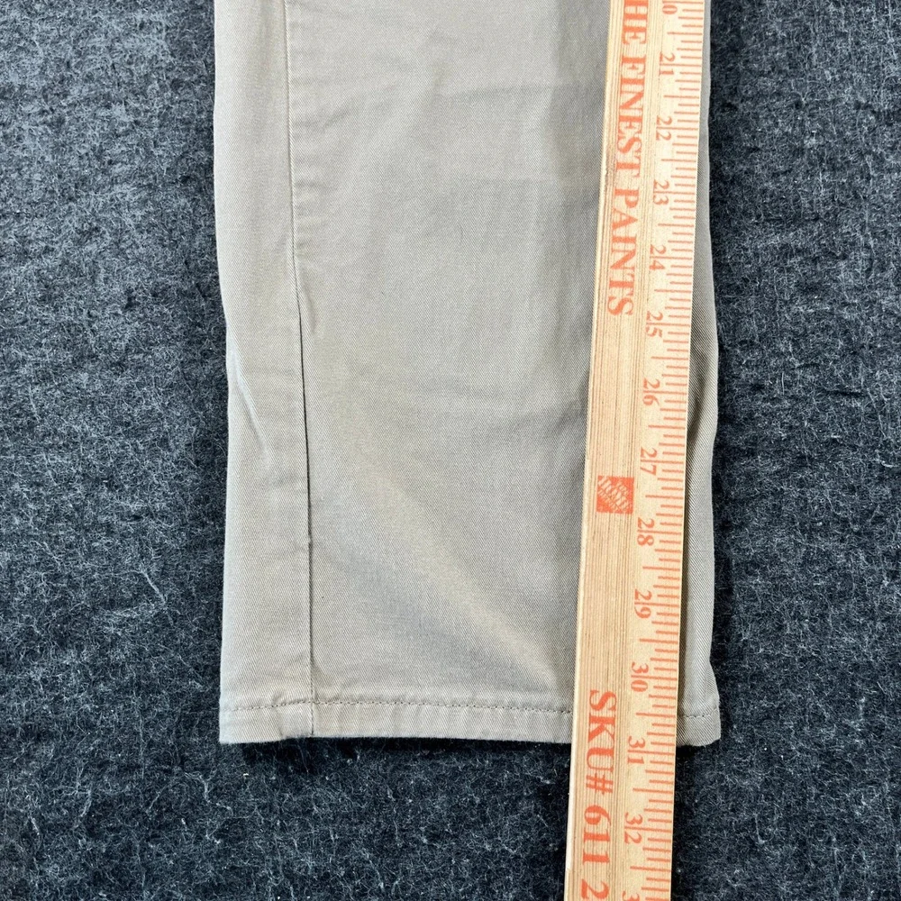 Levi Strauss Chino Pants Mens 34x32 Khaki Excellent Straight Leg Twill 329410024