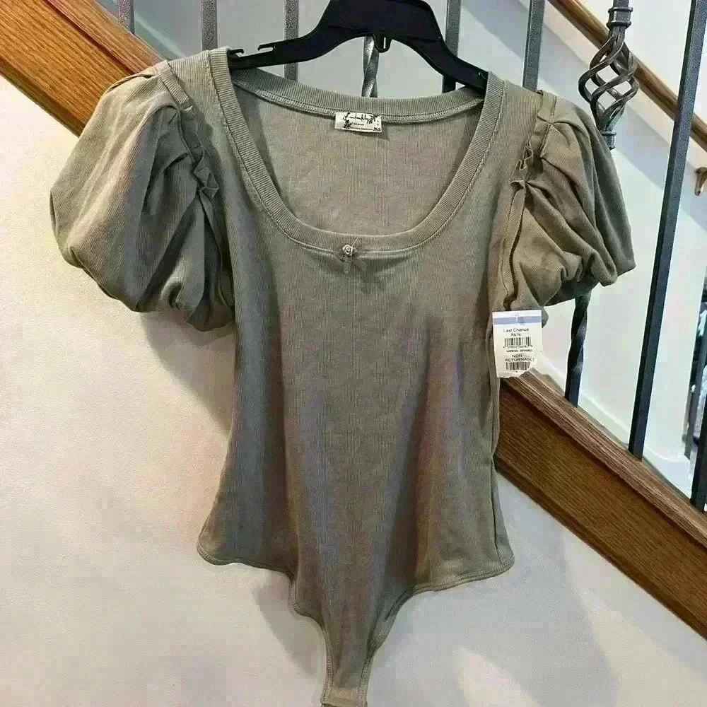 Free People nwot b12