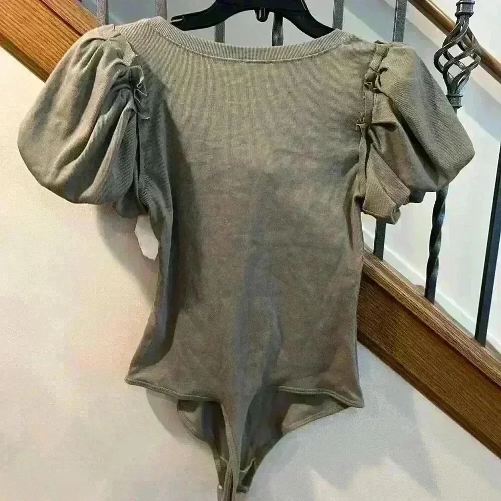 Free People nwot b12