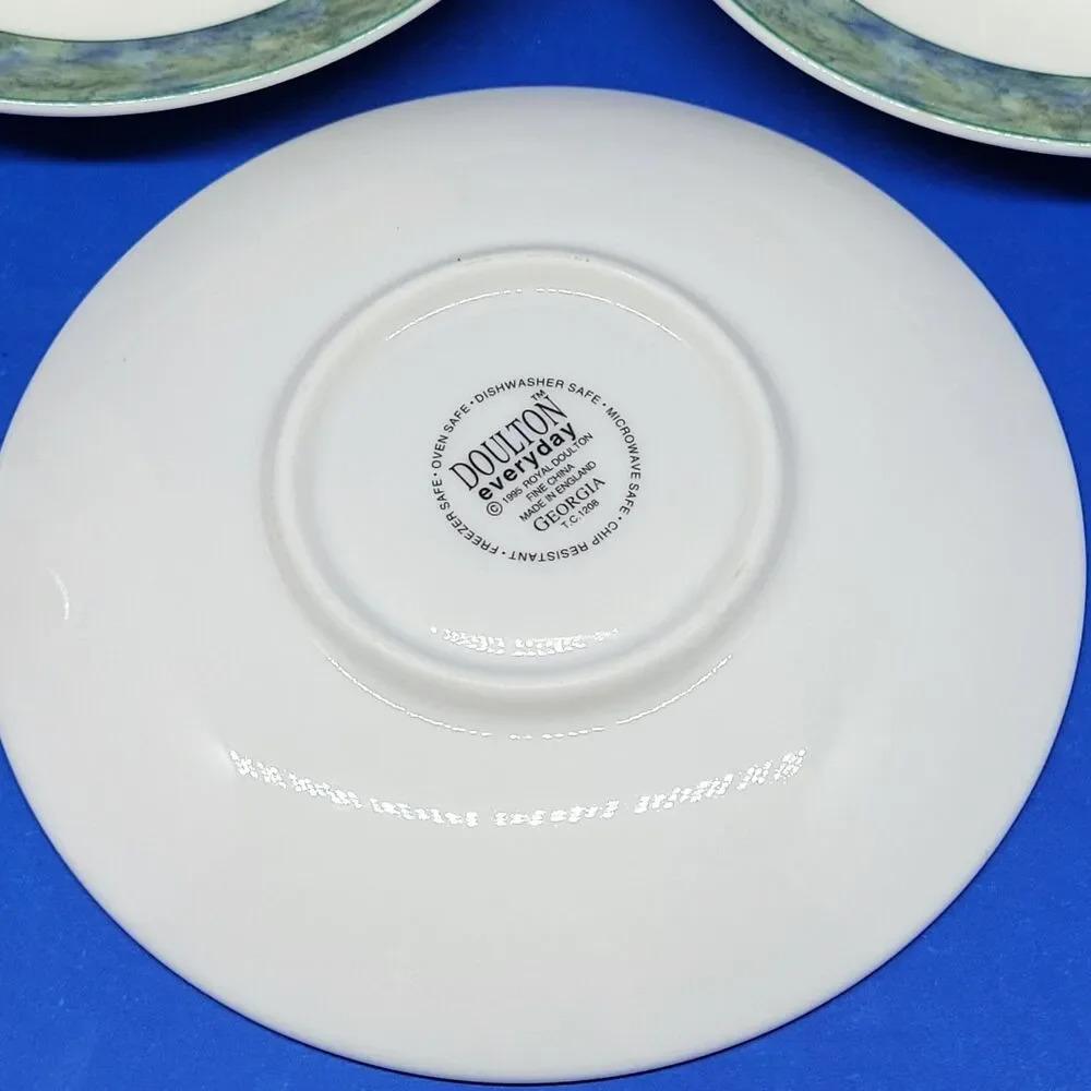 Royal Doulton Georgia Cups And Saucers 3 Sets discontinued excellent