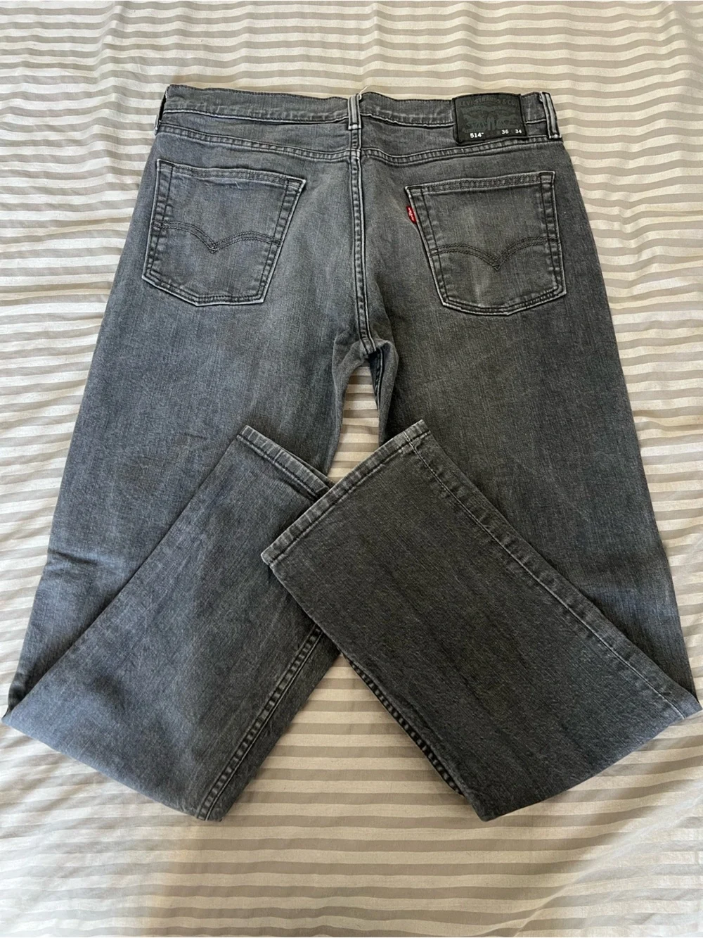 Levis simple finish