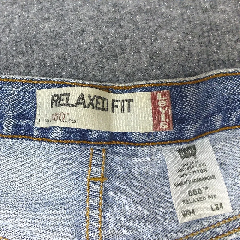 Levis levi 550