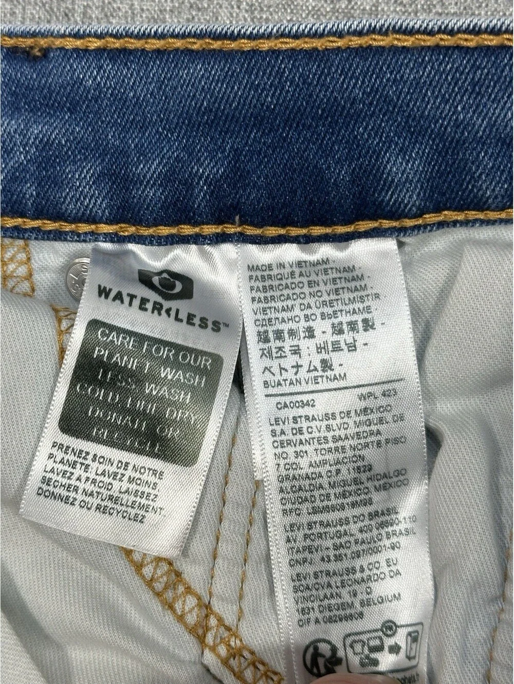 Levis tagged 29x32