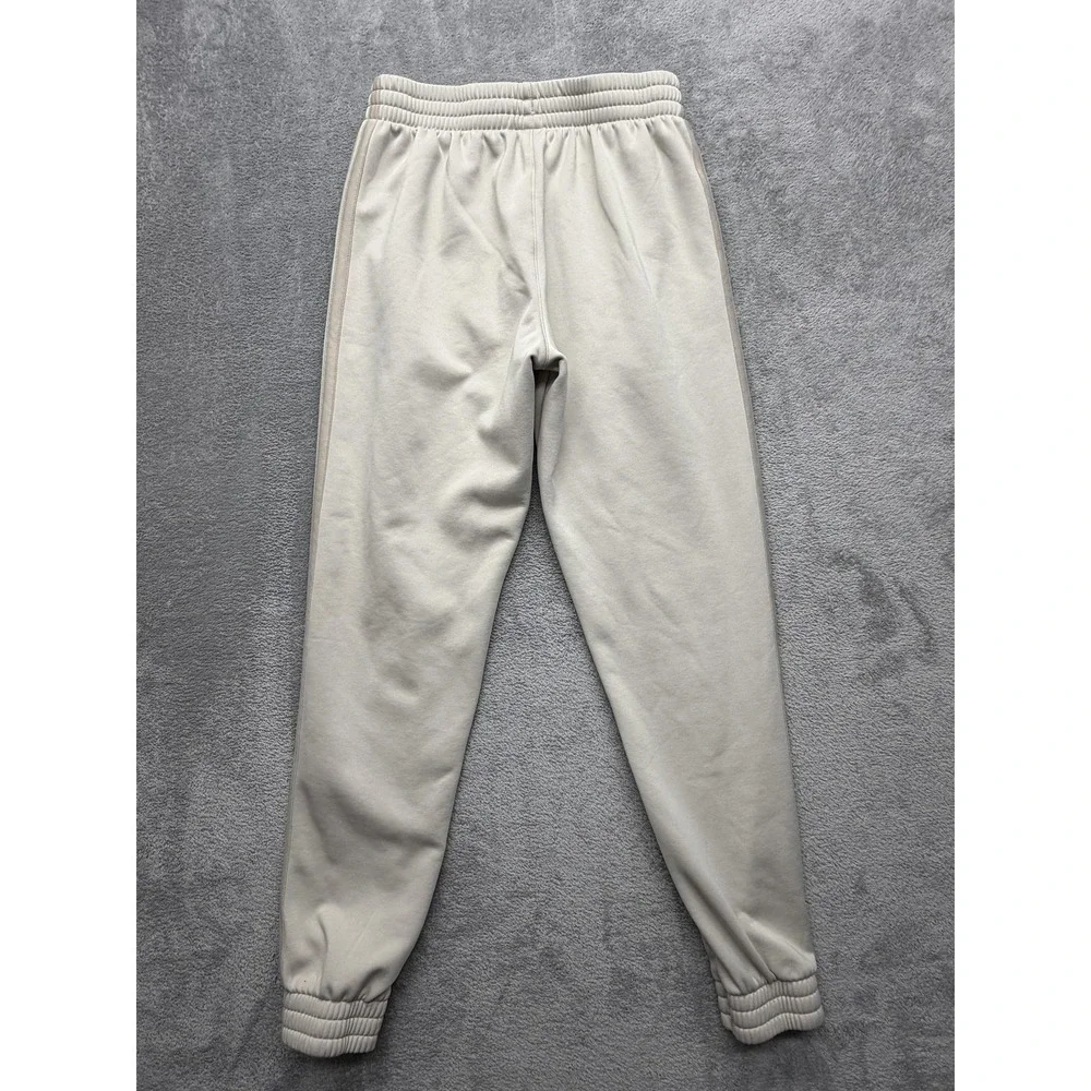 adidas beige lounging use