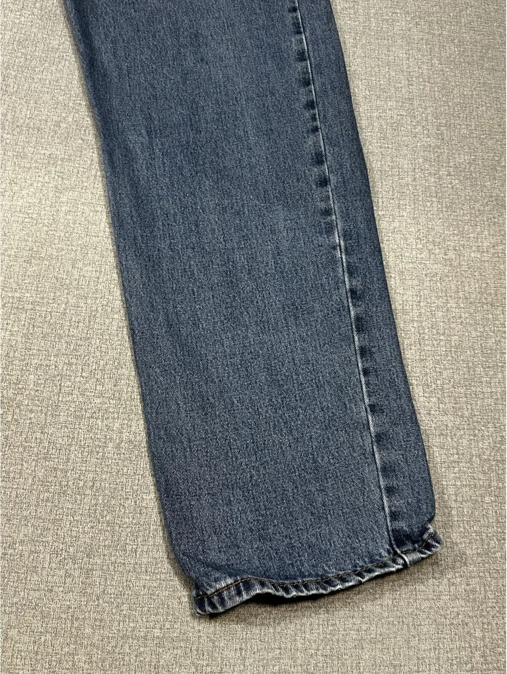 Levis purchasing message item